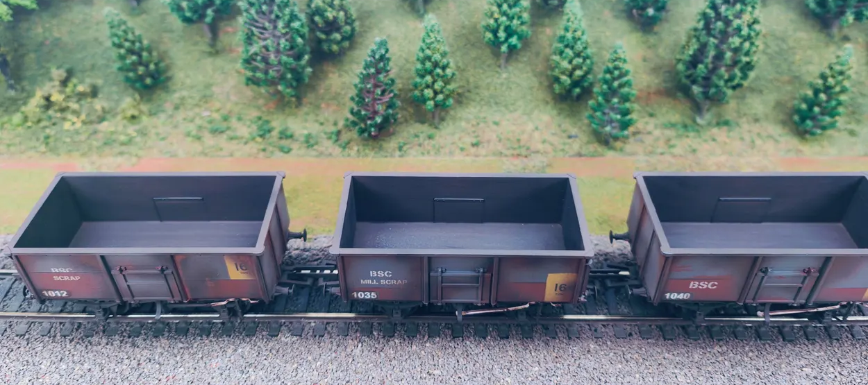 Accurascale Exclusive 16-Tonne Mineral British Steel Scrap Weathered Model Railway Wagons_OO_ - Set of 3 Looking Down