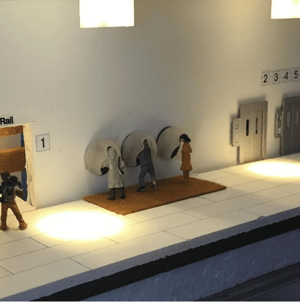 WWScenics Scale Model Railway Scenery - Diesel Era Station Platform Detailing Pack Contents 2